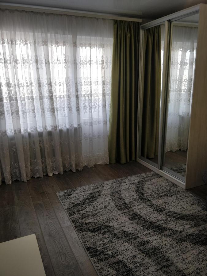 Comfort On Golovna Street Apartment